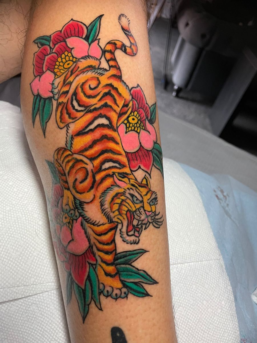 Japanese Tiger Tattoos – Traditional Designs, Sleeves, Chest &#038; Arm Ideas