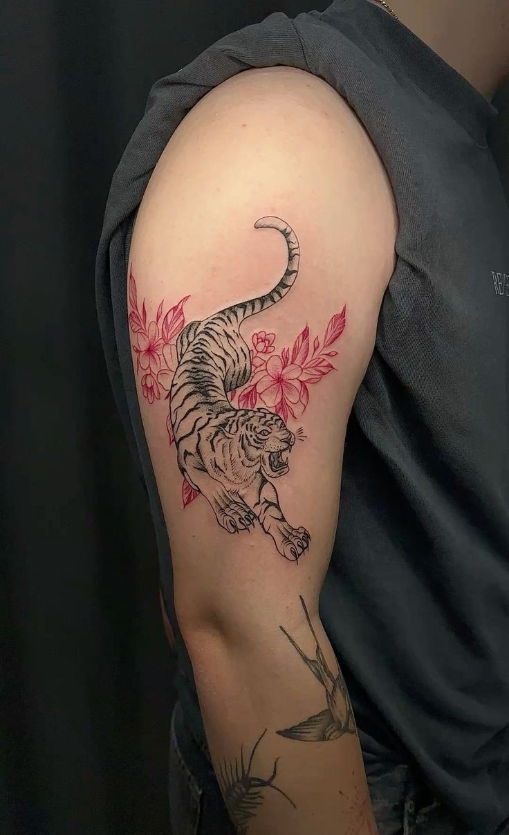 Japanese Tiger Tattoos – Traditional Designs, Sleeves, Chest &#038; Arm Ideas