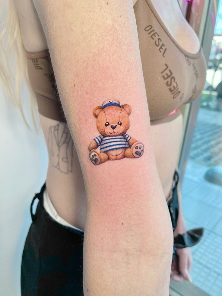 30 Teddy Bear Tattoo Designs 2025 – Cute, Realistic, Fine Line, Matching, Feminine &#038; Dark Tattoo Ideas