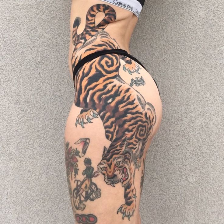 Japanese Tiger Tattoos – Traditional Designs, Sleeves, Chest &#038; Arm Ideas