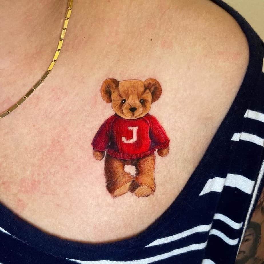 30 Teddy Bear Tattoo Designs 2025 – Cute, Realistic, Fine Line, Matching, Feminine &#038; Dark Tattoo Ideas