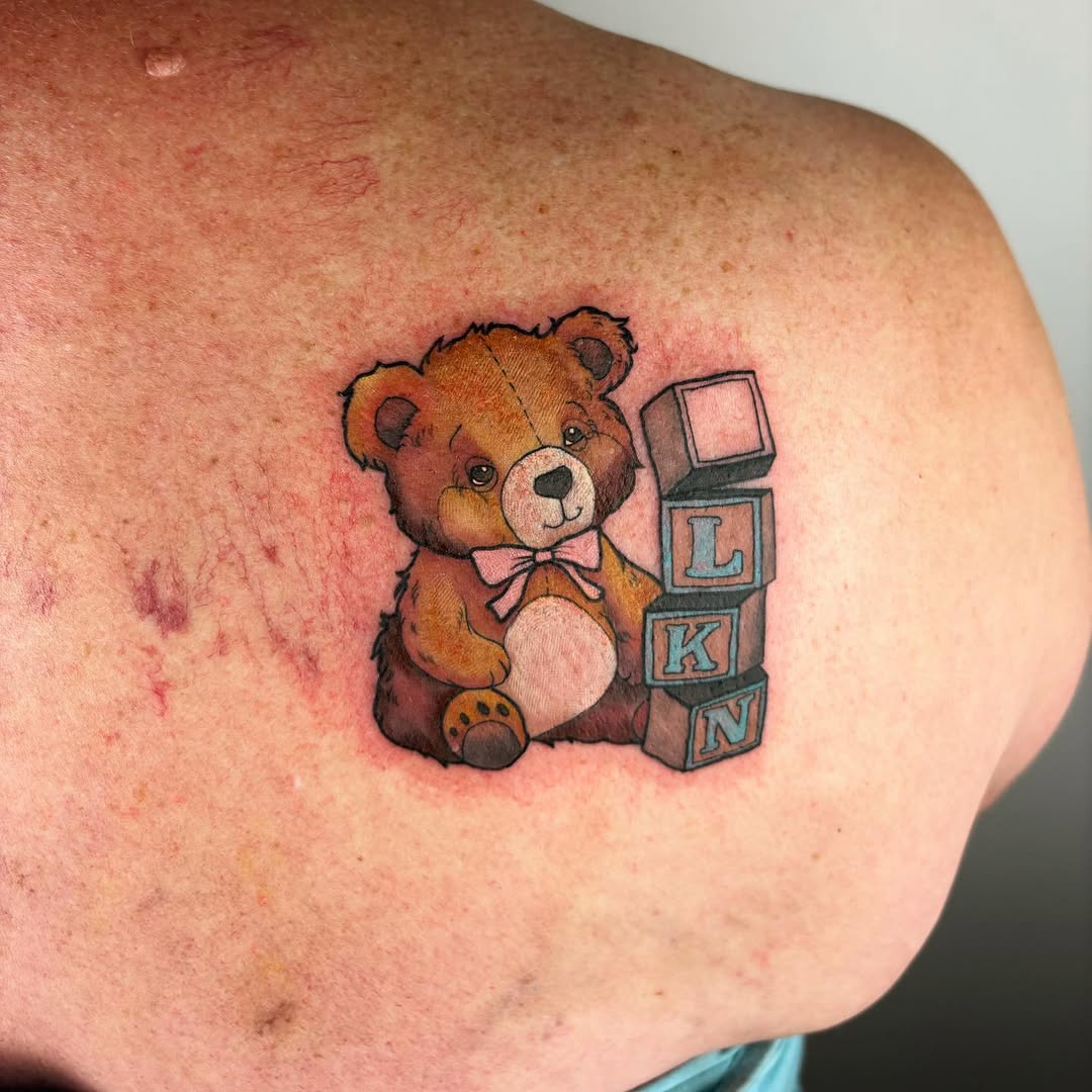 30 Teddy Bear Tattoo Designs 2025 – Cute, Realistic, Fine Line, Matching, Feminine &#038; Dark Tattoo Ideas