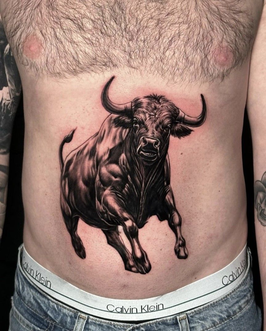26 Bull Tattoo Ideas – Powerful Designs for Men and Feminine Taurus Zodiac Styles