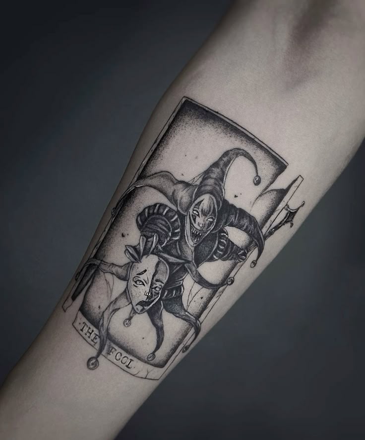 29 Tarot Card Tattoo Ideas: From The Fool to Death, Symbols with Style