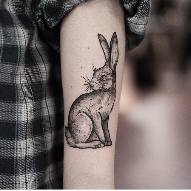 32 Rabbit Tattoo Ideas: from whisper-fine bunnies to mythic hares