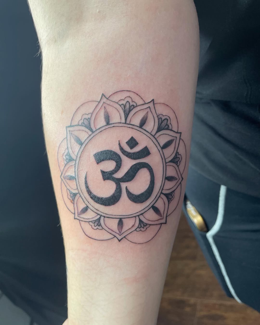 30 Om Tattoo Ideas: Minimal, Sacred & Infinitely Personal
