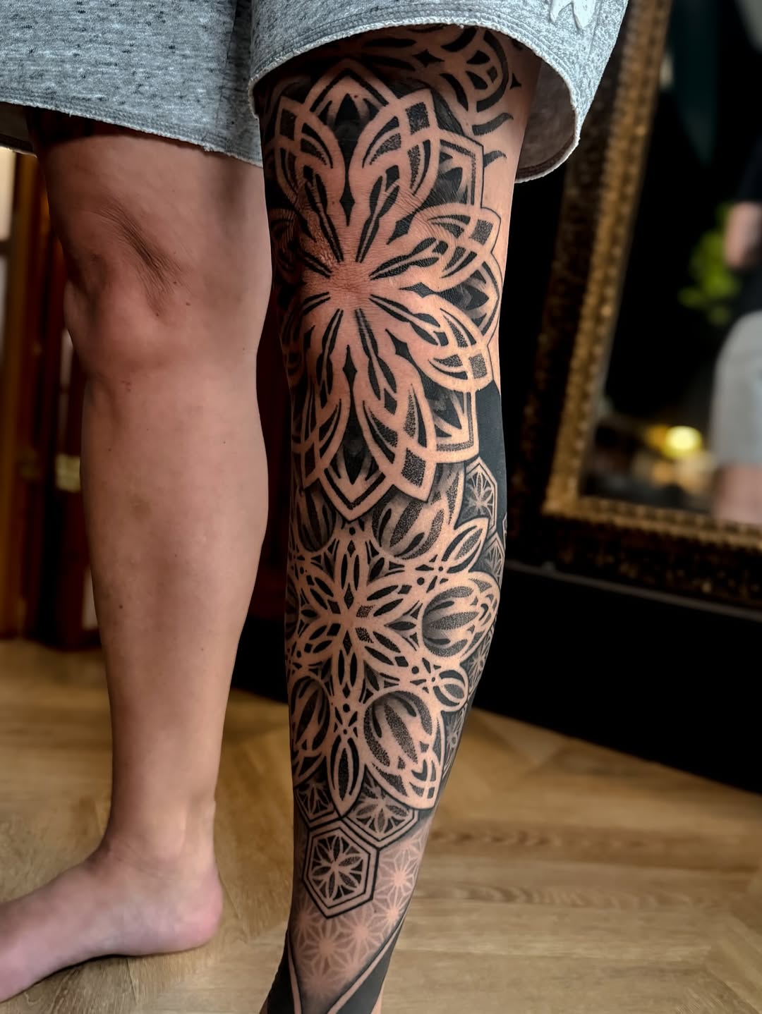 28 Ornamental Tattoo Ideas: Bold Blackwork, Baroque Flourishes, and Fineline Geometry