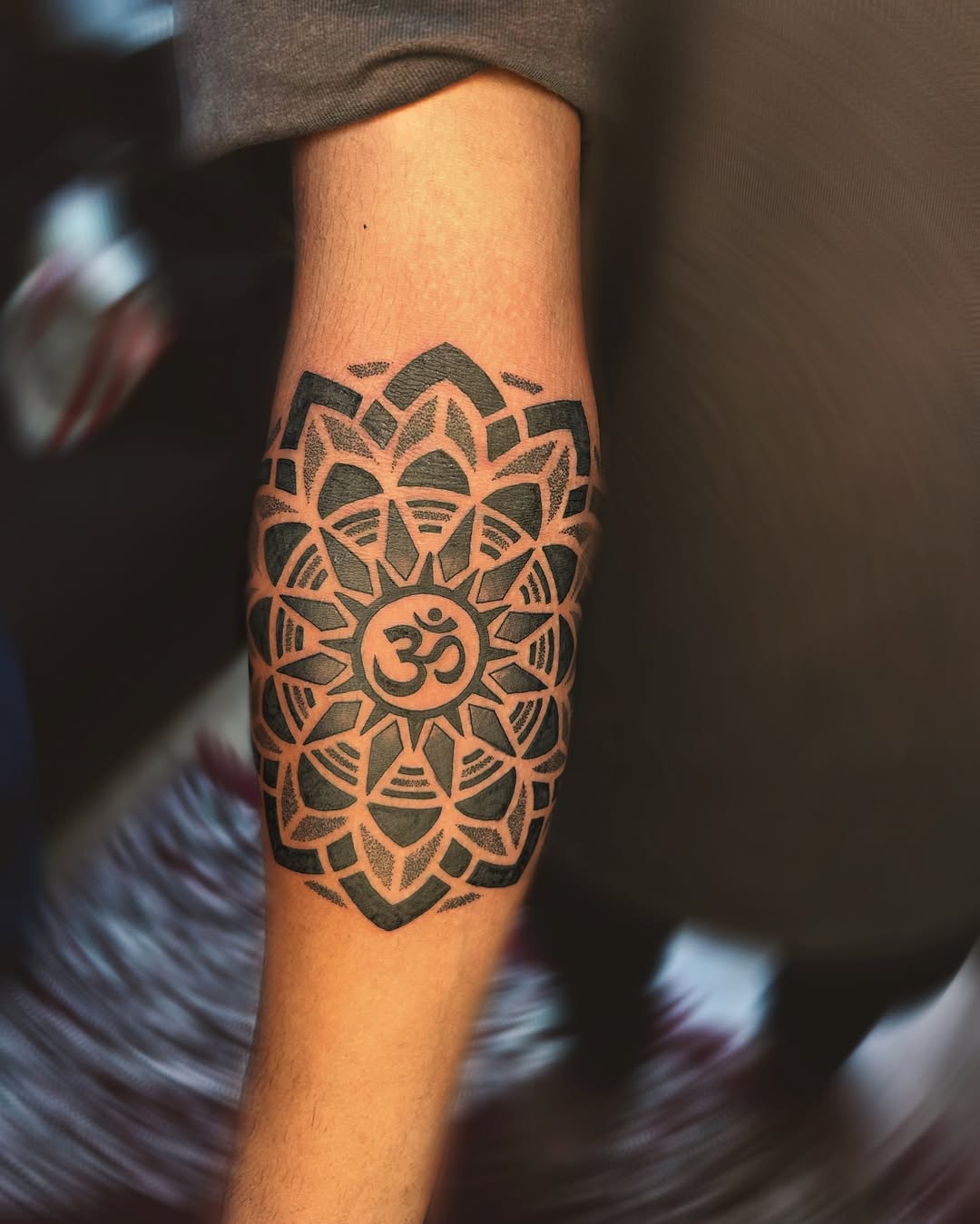 30 Om Tattoo Ideas: Minimal, Sacred & Infinitely Personal
