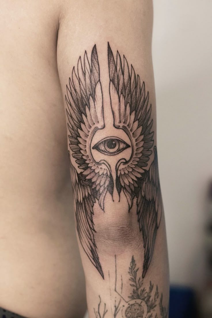 28 Seraphim Tattoo Ideas: Sacred Wings, Watchful Eyes, and Sharp Lines