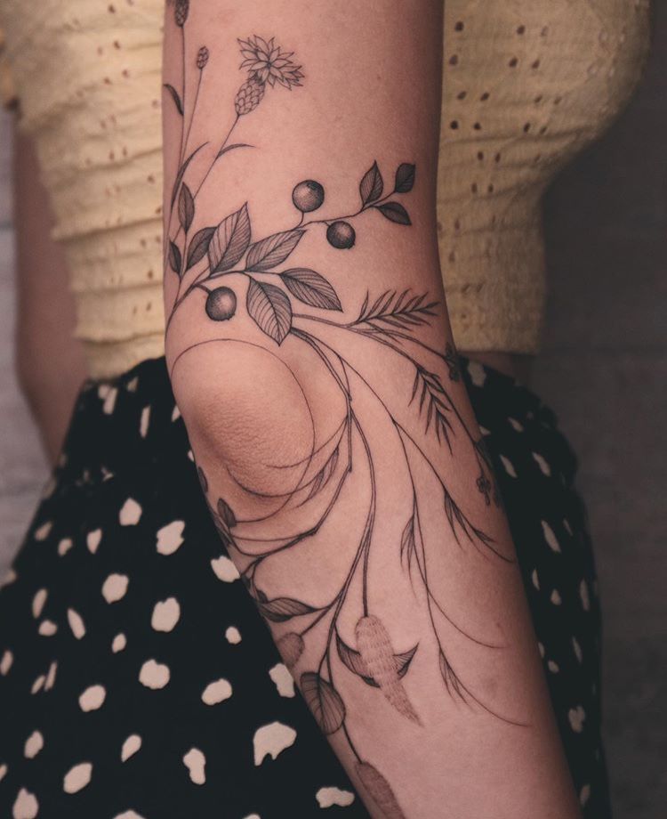 30 Elbow Tattoo Ideas: Designs That Move With You in 2026