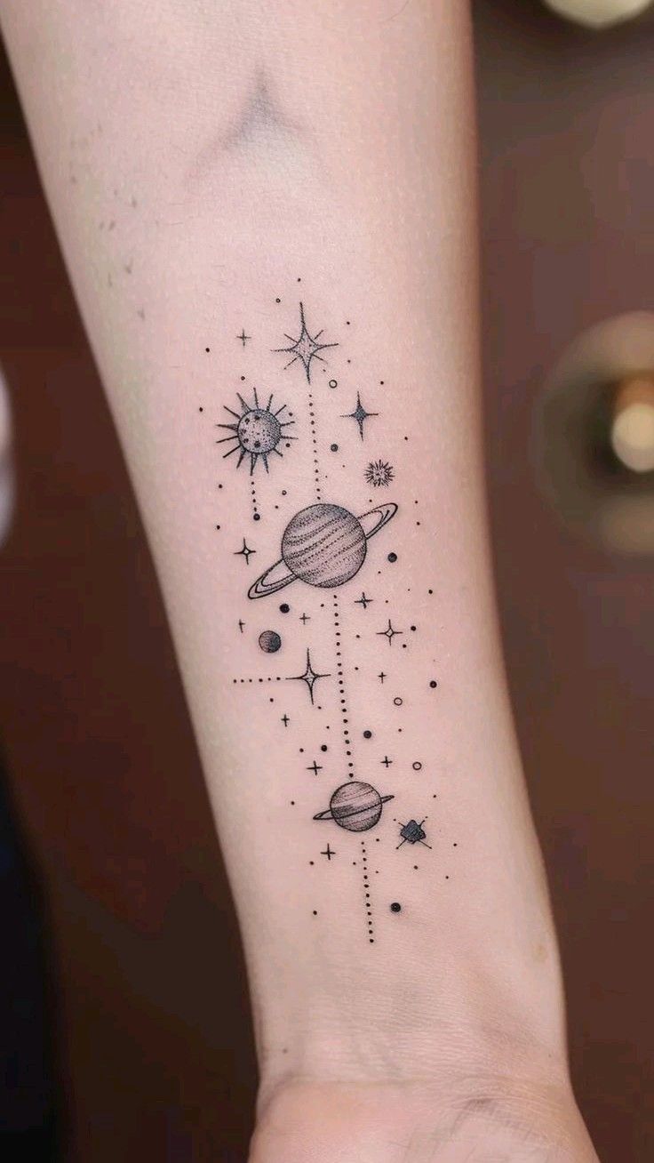 30 Saturn Tattoo Ideas: Meaning, Styles, and Real-Life Designs You’ll Actually Want