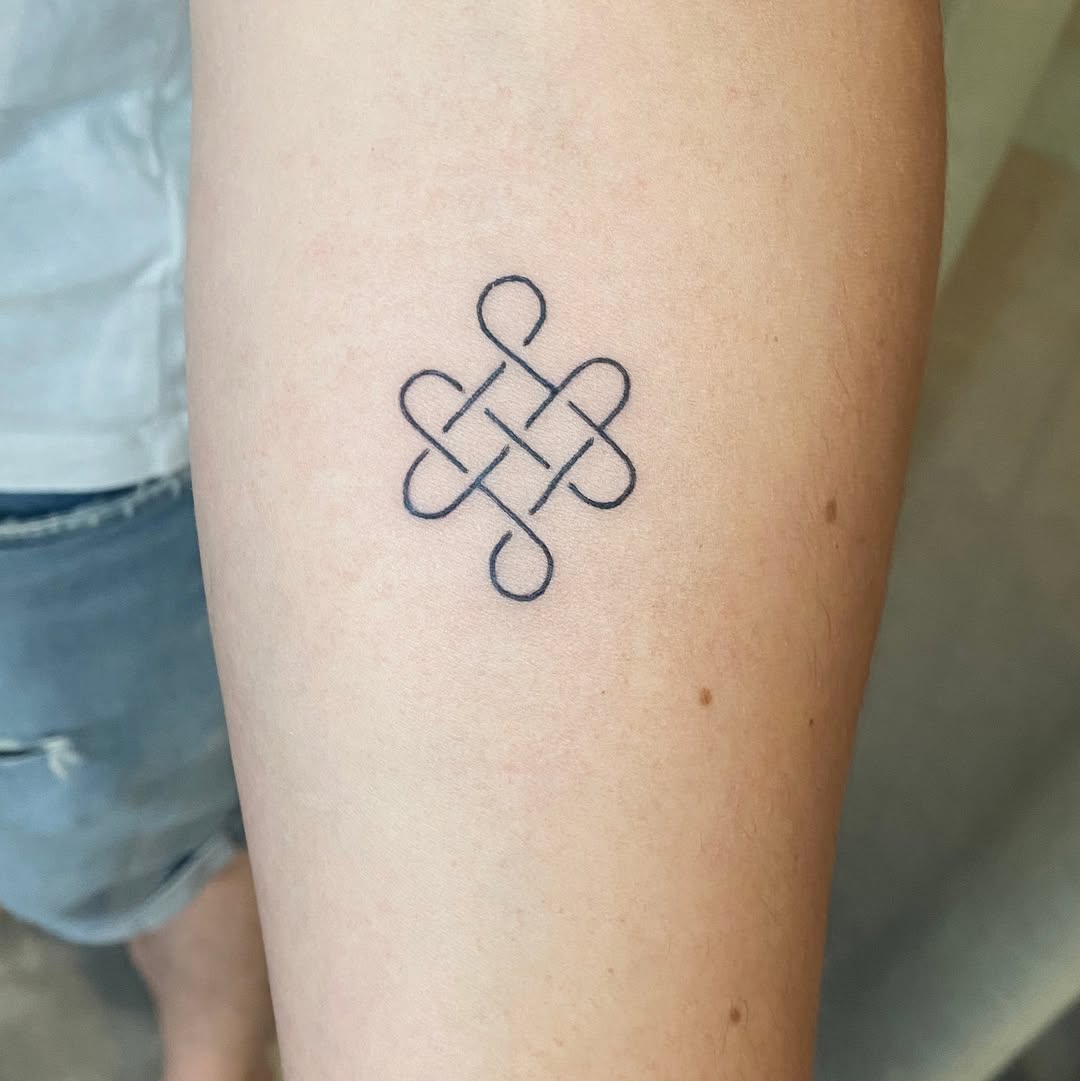 25 Celtic Knot Tattoo Ideas: Timeless Lines, Modern Stories
