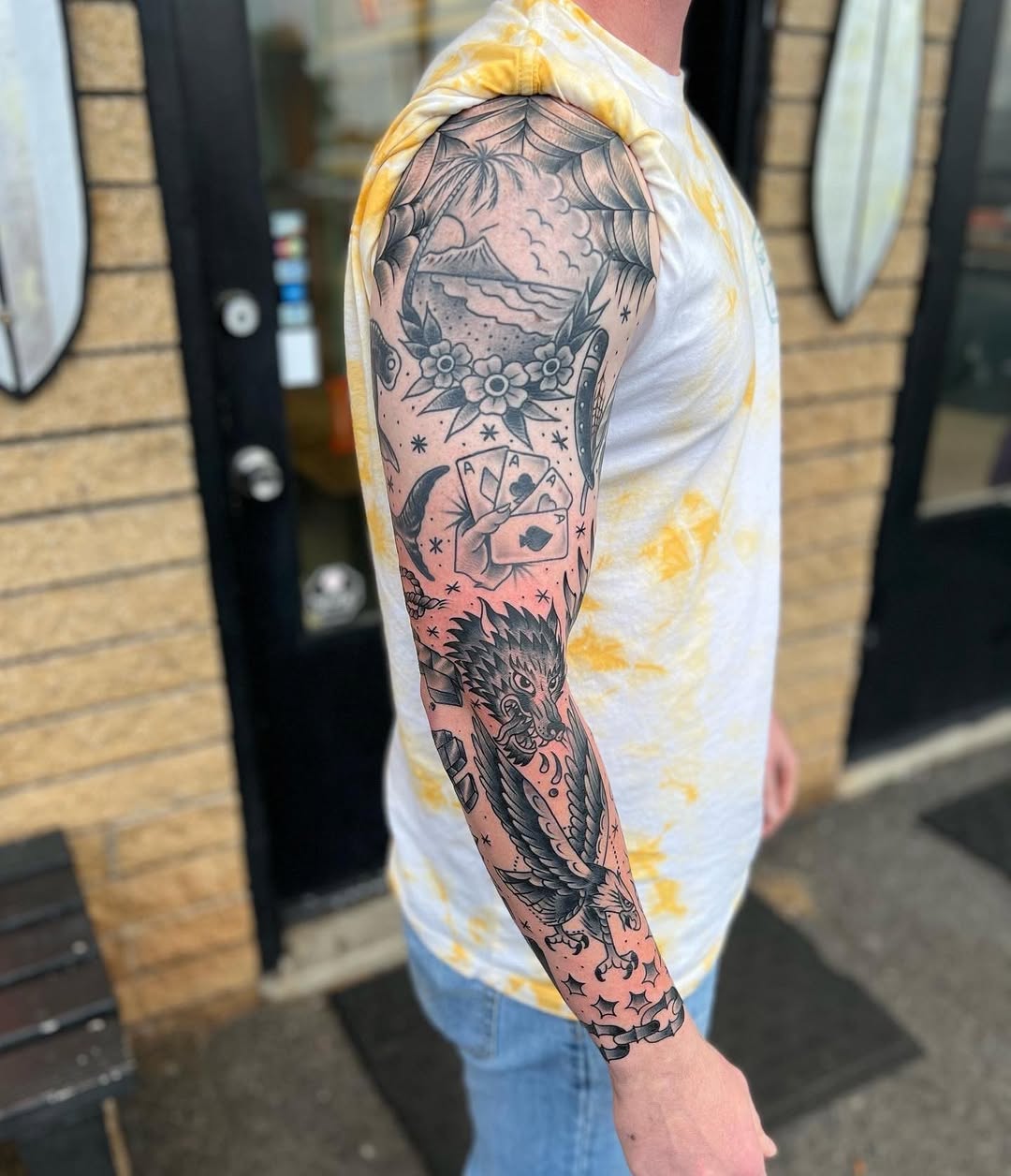 28 Traditional Tattoo Sleeve Ideas: Bold American, Black and Grey, Neo &#038; Japanese Designs for Every Style