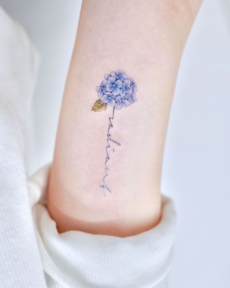 30 Hydrangea Tattoo Ideas: From Dainty Sprigs to Bold Sleeves