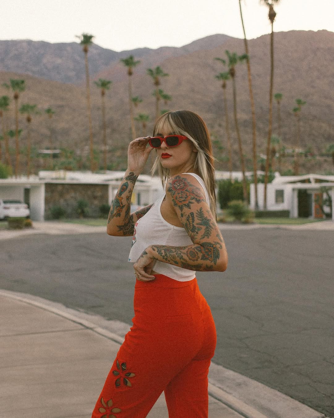 28 Traditional Tattoo Sleeve Ideas: Bold American, Black and Grey, Neo &#038; Japanese Designs for Every Style