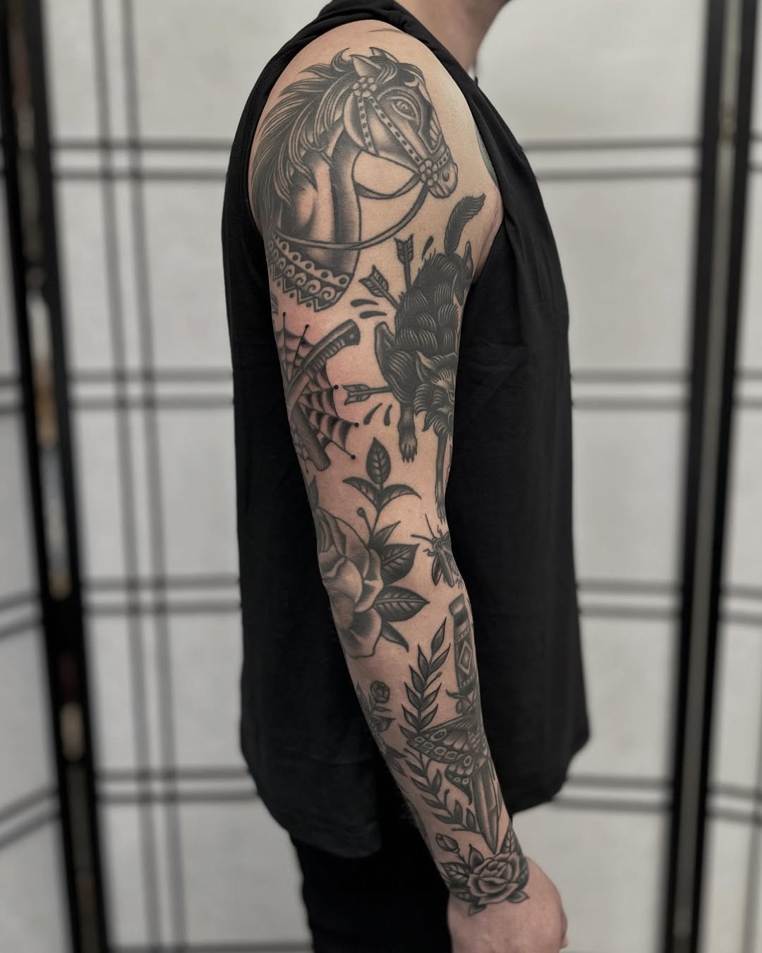 28 Traditional Tattoo Sleeve Ideas: Bold American, Black and Grey, Neo &#038; Japanese Designs for Every Style