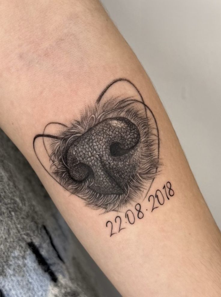 30 Heartfelt Dog Memorial Tattoo Ideas: Unique Paw Prints, Fine Line Portraits &#038; Tiny Tributes