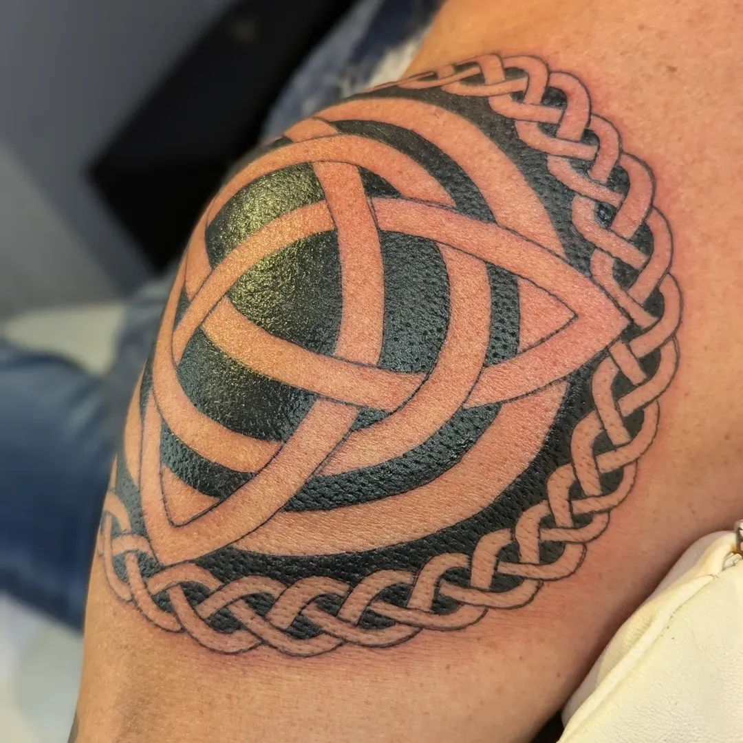 25 Celtic Knot Tattoo Ideas: Timeless Lines, Modern Stories