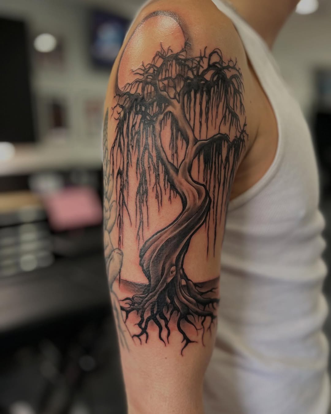 28 Willow Tree Tattoo Ideas: Graceful Designs Filled with Emotion, Meaning, and Quiet Strength