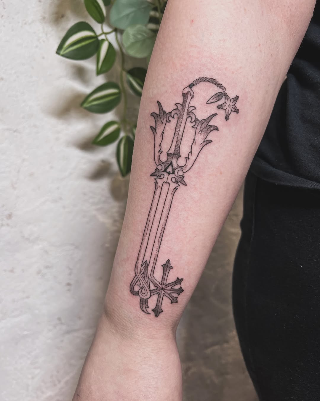 30 Kingdom Hearts Tattoo Ideas: From Subtle Symbols to Story-Driven Sleeves