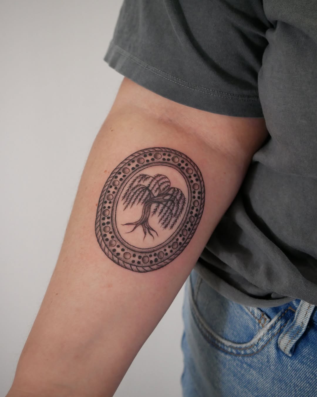 28 Willow Tree Tattoo Ideas: Graceful Designs Filled with Emotion, Meaning, and Quiet Strength