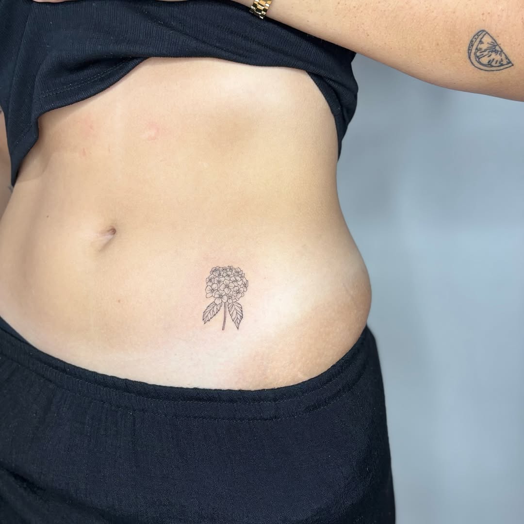 30 Hydrangea Tattoo Ideas: From Dainty Sprigs to Bold Sleeves