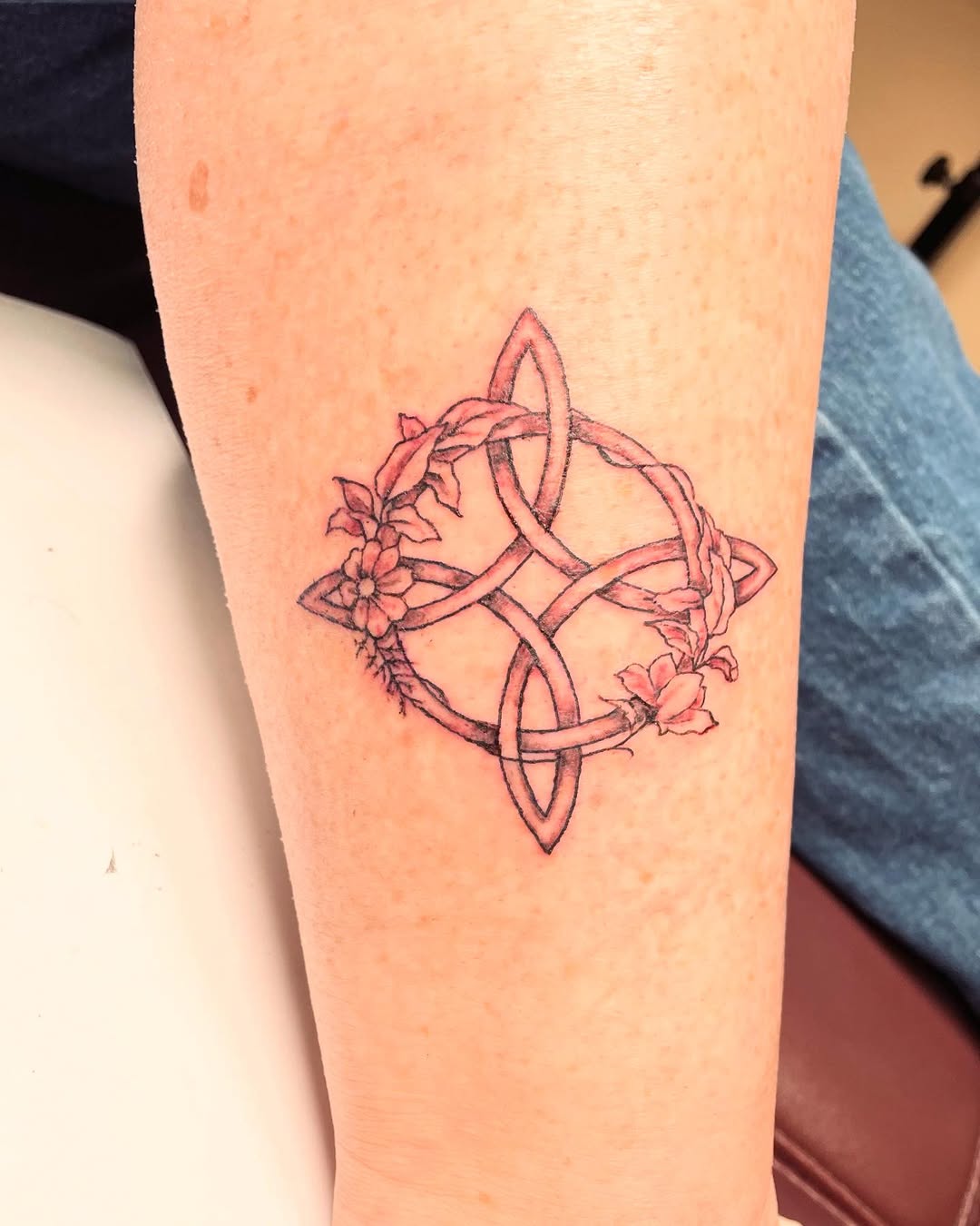 25 Celtic Knot Tattoo Ideas: Timeless Lines, Modern Stories