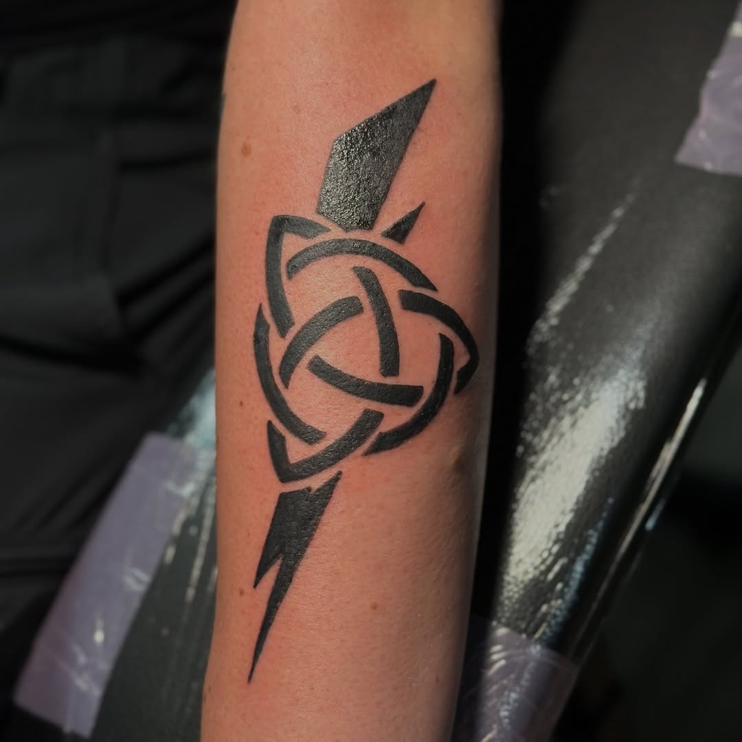 25 Celtic Knot Tattoo Ideas: Timeless Lines, Modern Stories