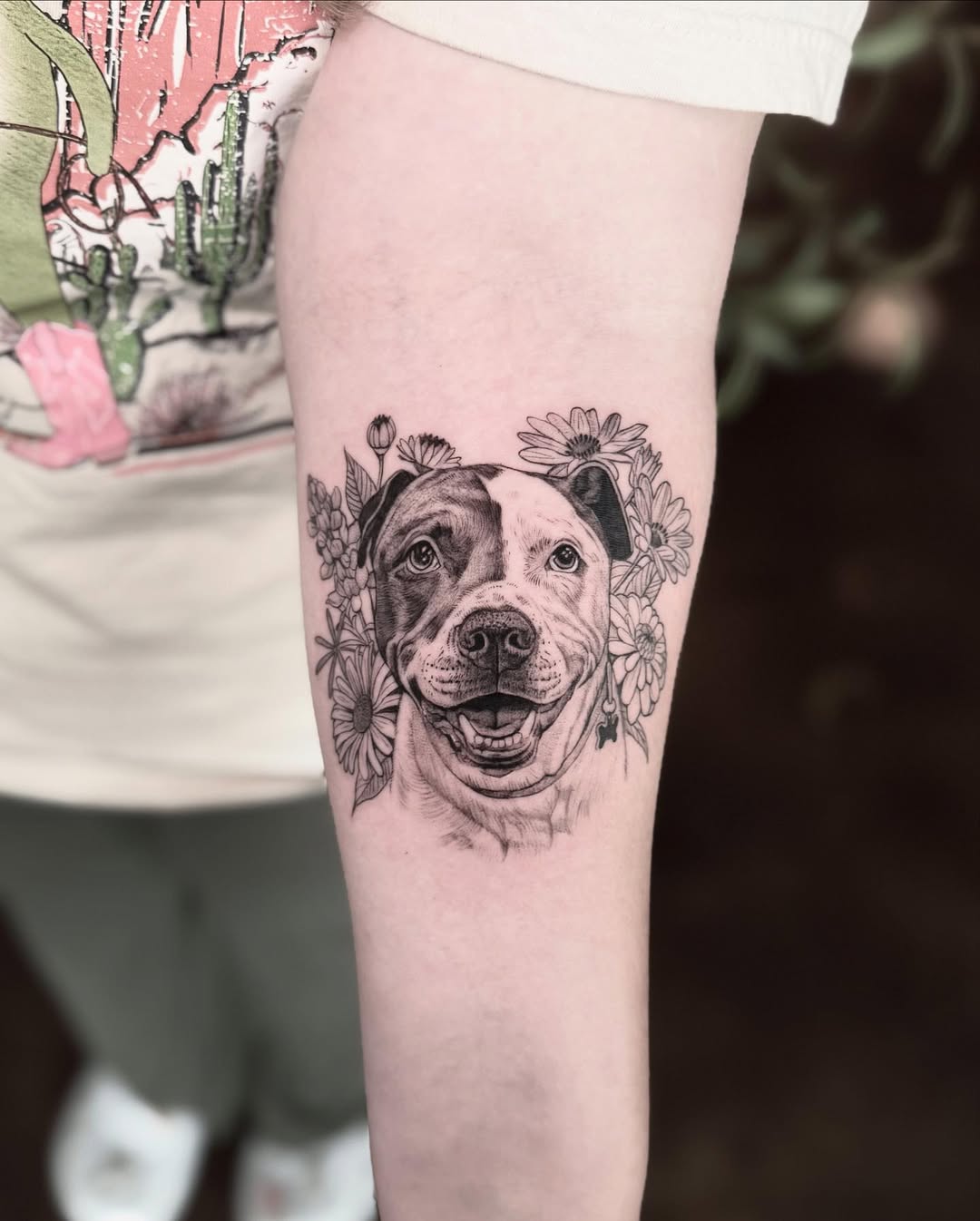 30 Heartfelt Dog Memorial Tattoo Ideas: Unique Paw Prints, Fine Line Portraits &#038; Tiny Tributes