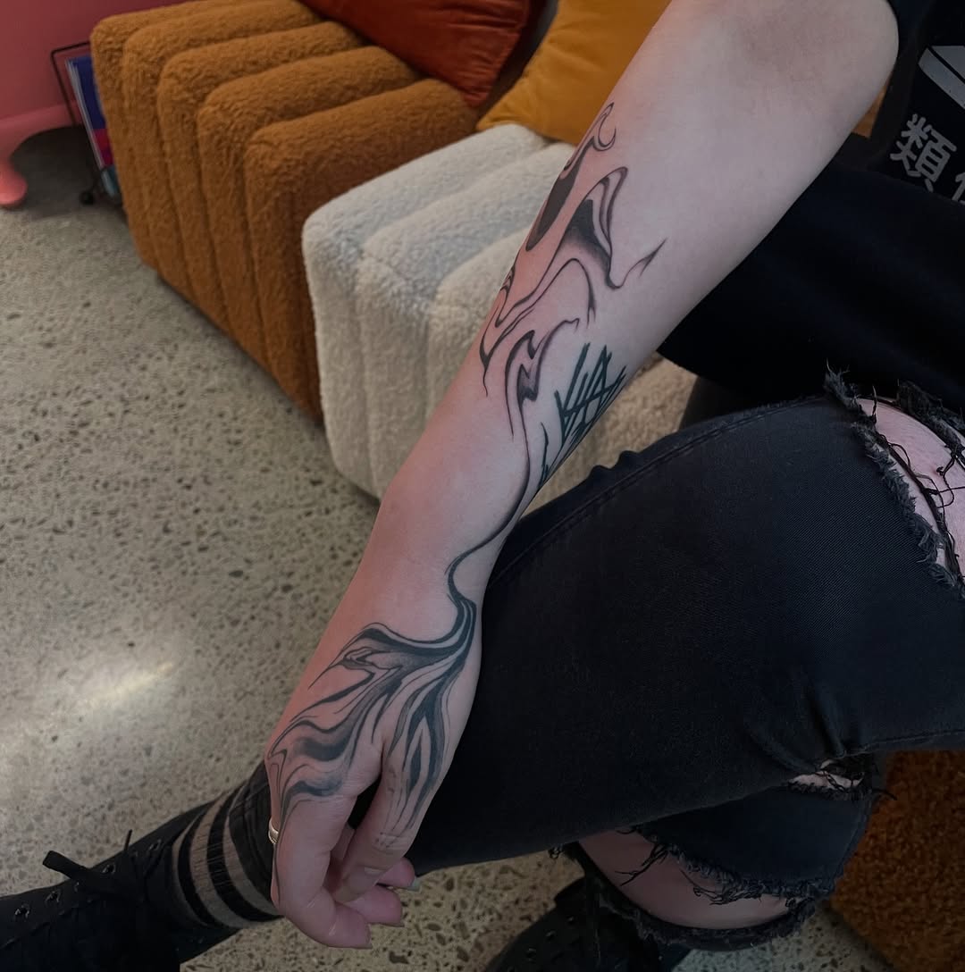 32 Tattoo Smokey Ideas: Ethereal Ink That Moves With You