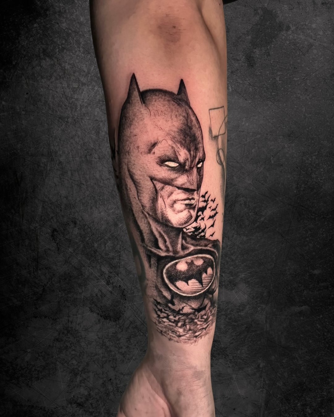 30 Batman Tattoo Ideas: From Minimalist Logos to Gritty Portraits