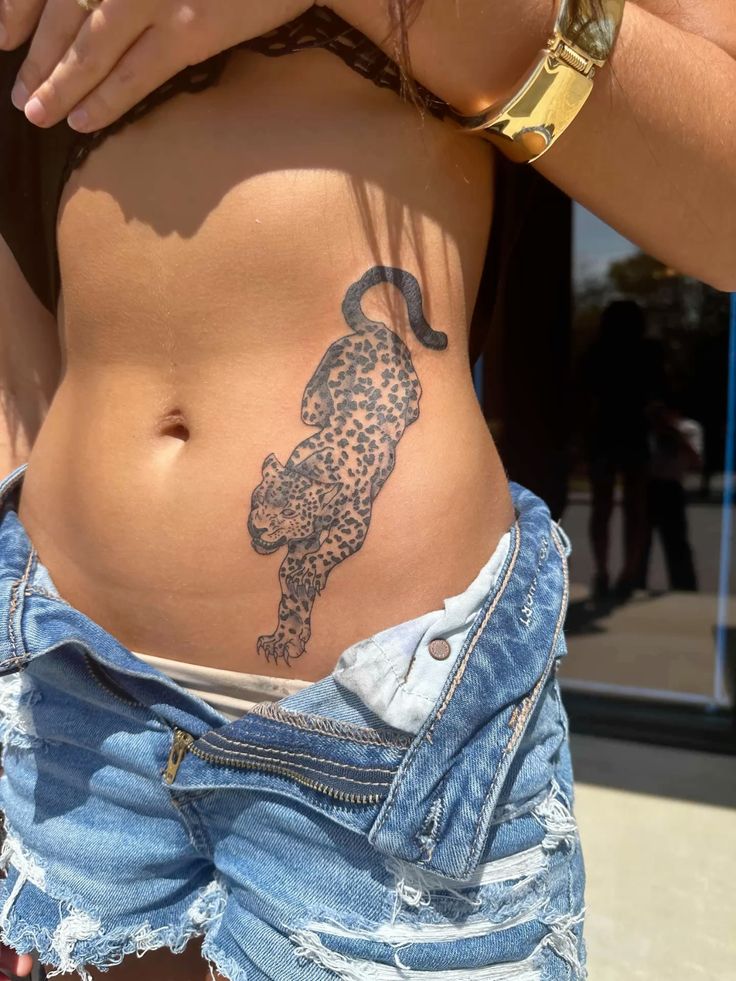 29 Jaguar Tattoo Ideas: Bold Black-Ink Designs for Men and Women