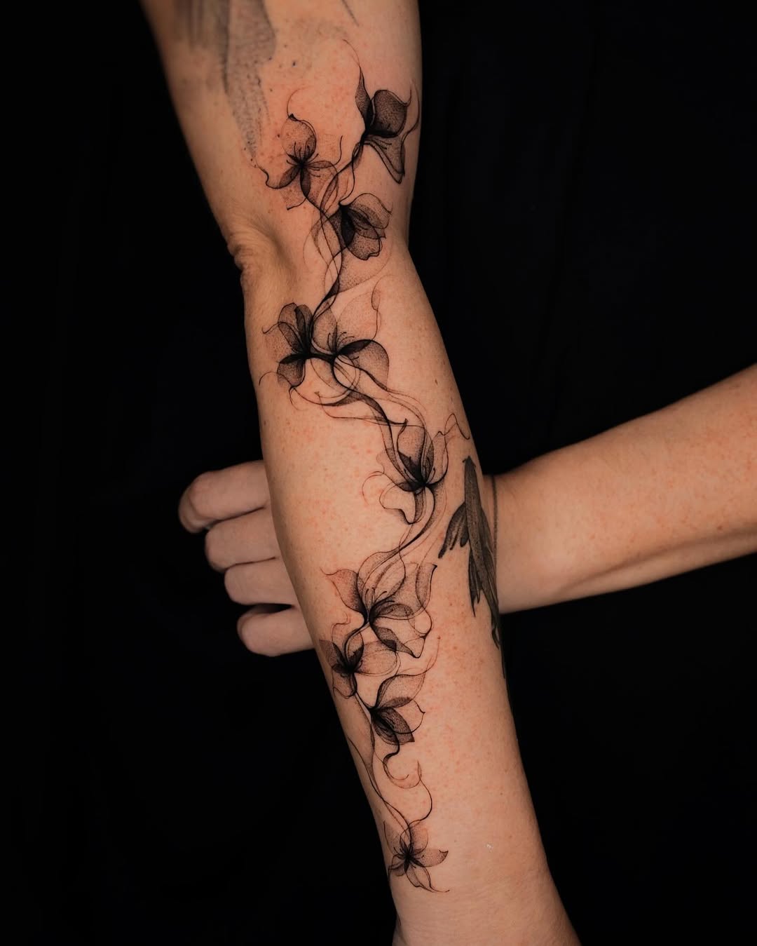 32 Tattoo Smokey Ideas: Ethereal Ink That Moves With You