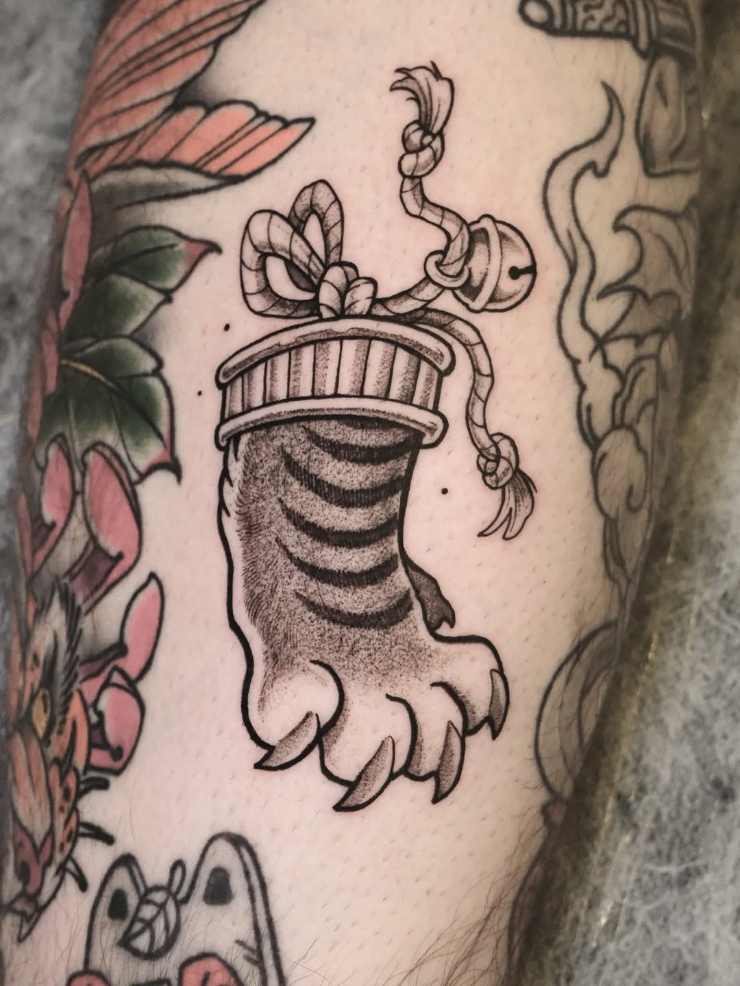 29 Filler Tattoo Ideas: Smart Ways to Close Gaps in Your Sleeve with Flowers, Snakes and Symbols