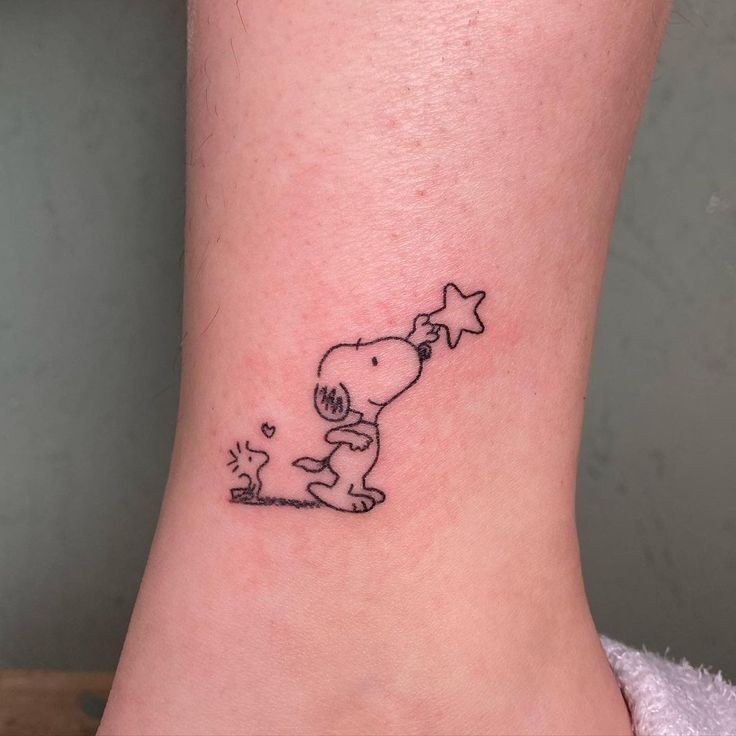 29 Snoopy Tattoo Ideas: Tiny Fine-Line, Joe Cool & Classic Designs for Women and Men