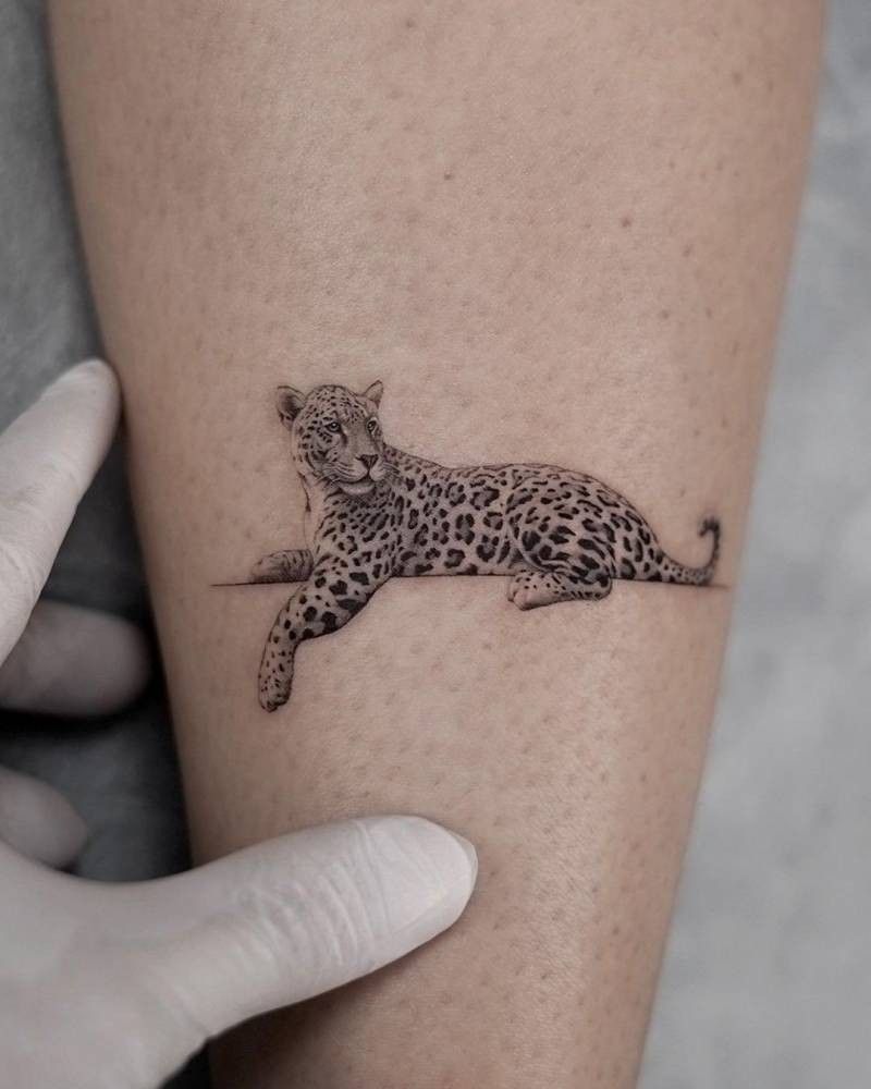 29 Jaguar Tattoo Ideas: Bold Black-Ink Designs for Men and Women
