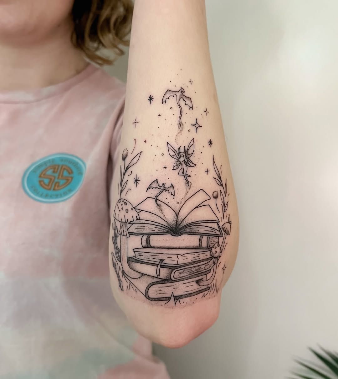 30 Book Tattoo Ideas: From Tiny Linework to Fantasy-Fueled Sleeves