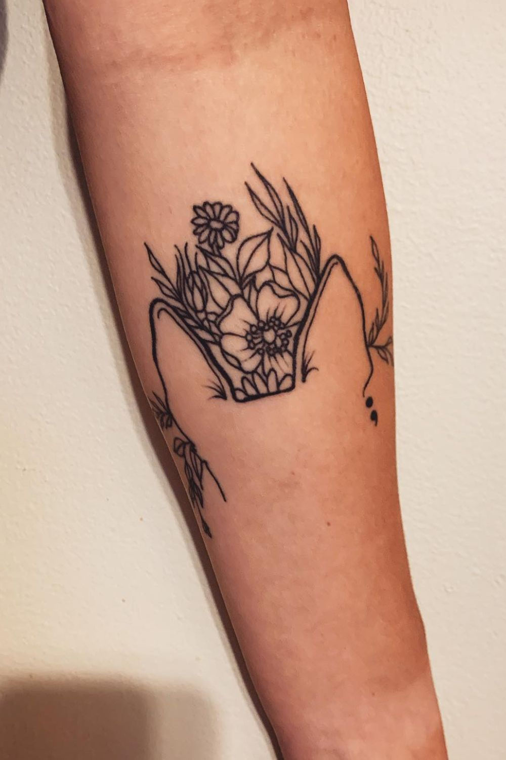 30 Heartfelt Dog Memorial Tattoo Ideas: Unique Paw Prints, Fine Line Portraits &#038; Tiny Tributes