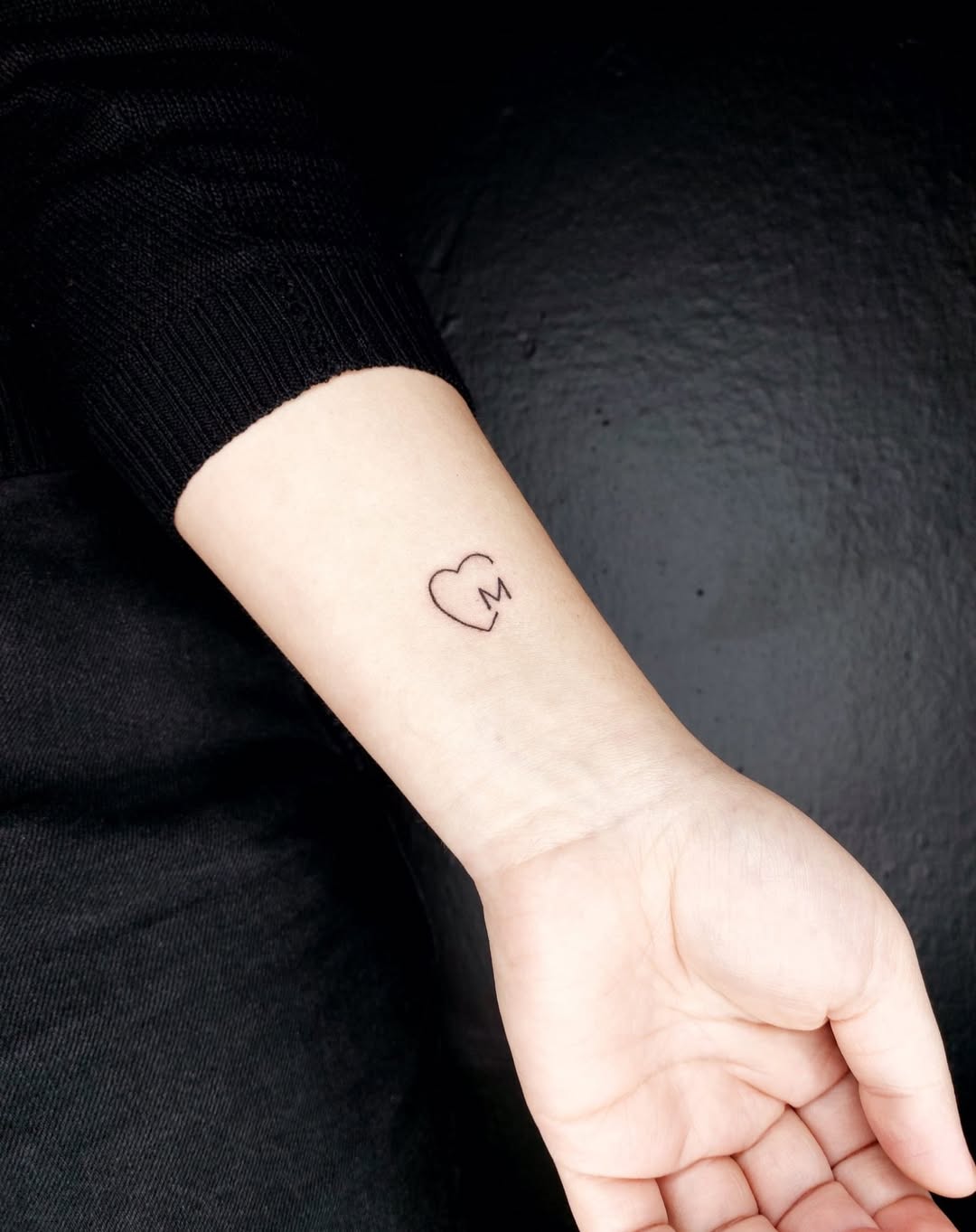 30 Love Tattoo Ideas: Modern Symbols of Connection, Meaning, and Quiet Devotion