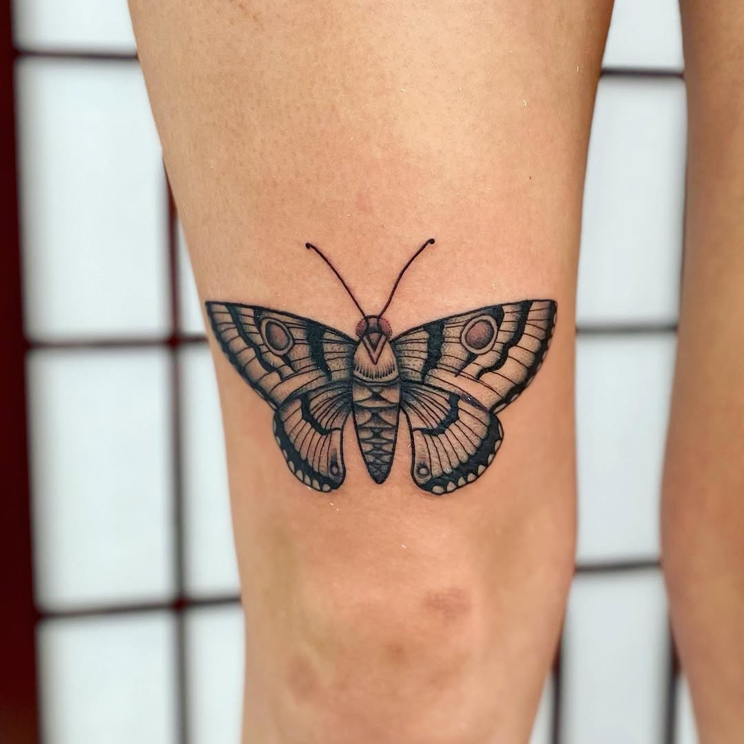 30 Above the Knee Tattoo Ideas: Style, Meaning, and Modern Expression