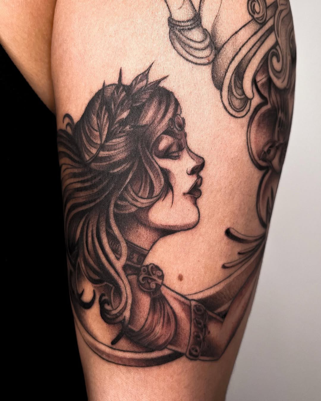 30 Aphrodite Tattoo Ideas: Modern Interpretations Of The Goddess Of Love