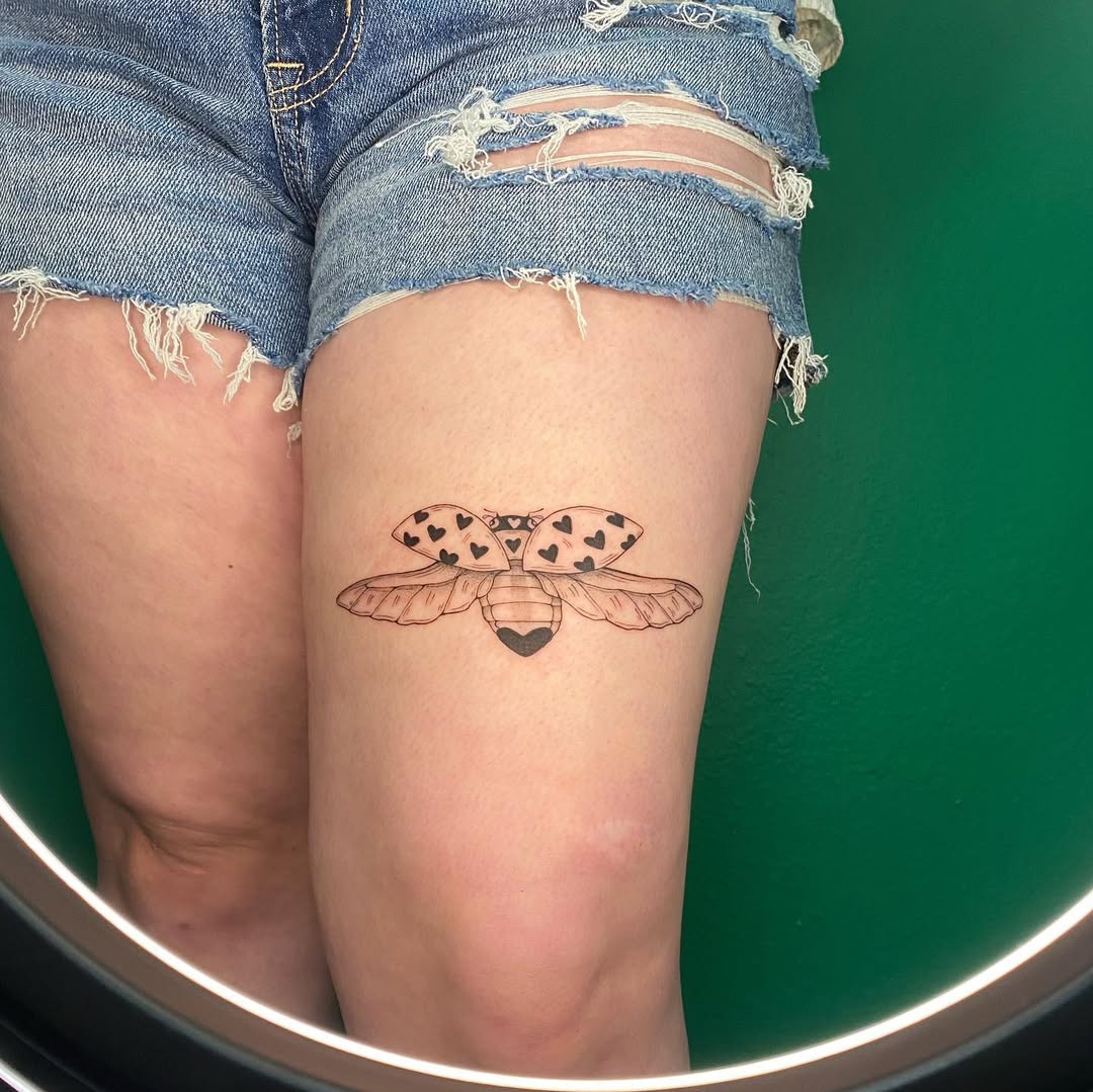 30 Above the Knee Tattoo Ideas: Style, Meaning, and Modern Expression