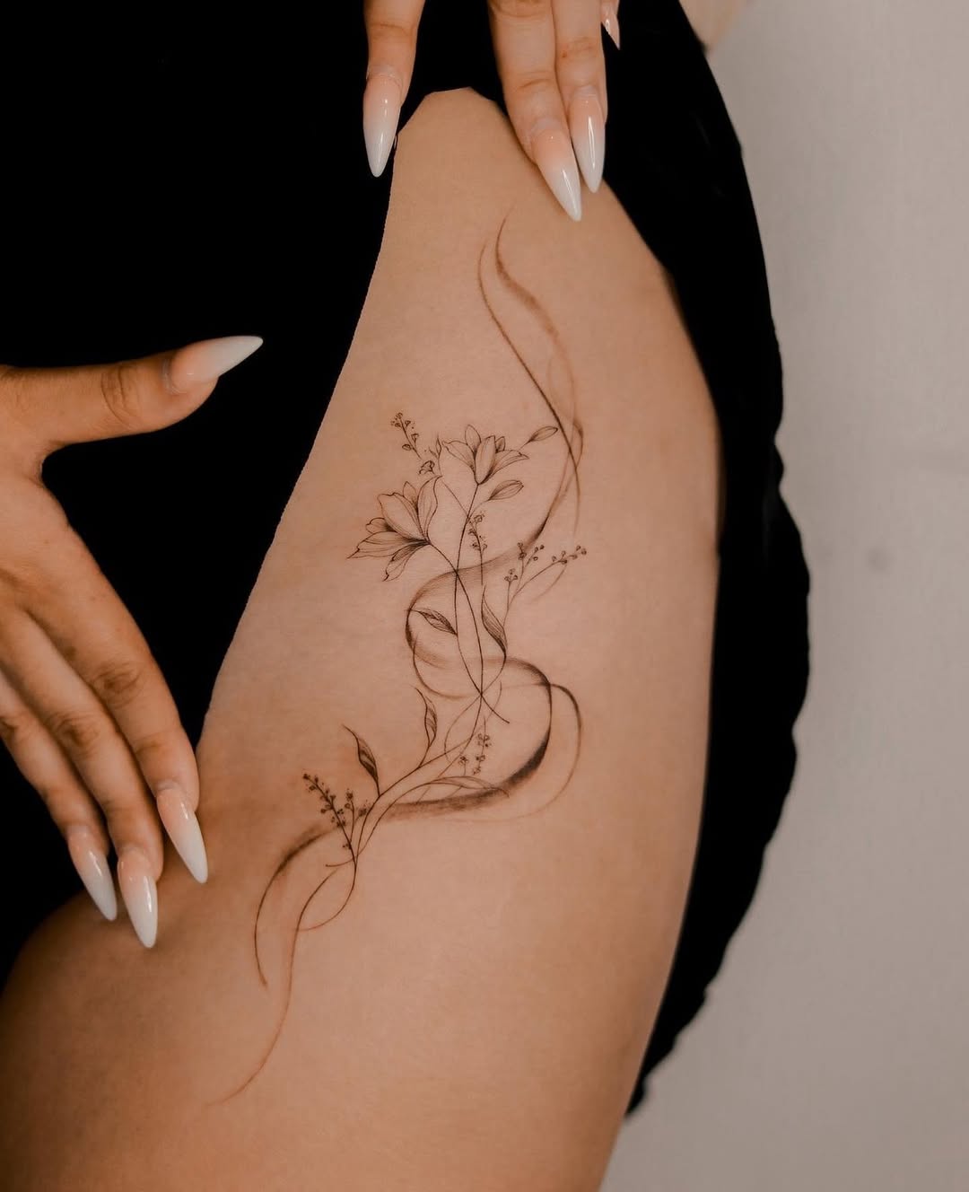29 Hip Tattoo Ideas: Bold, Intimate, and Designed to Move With You