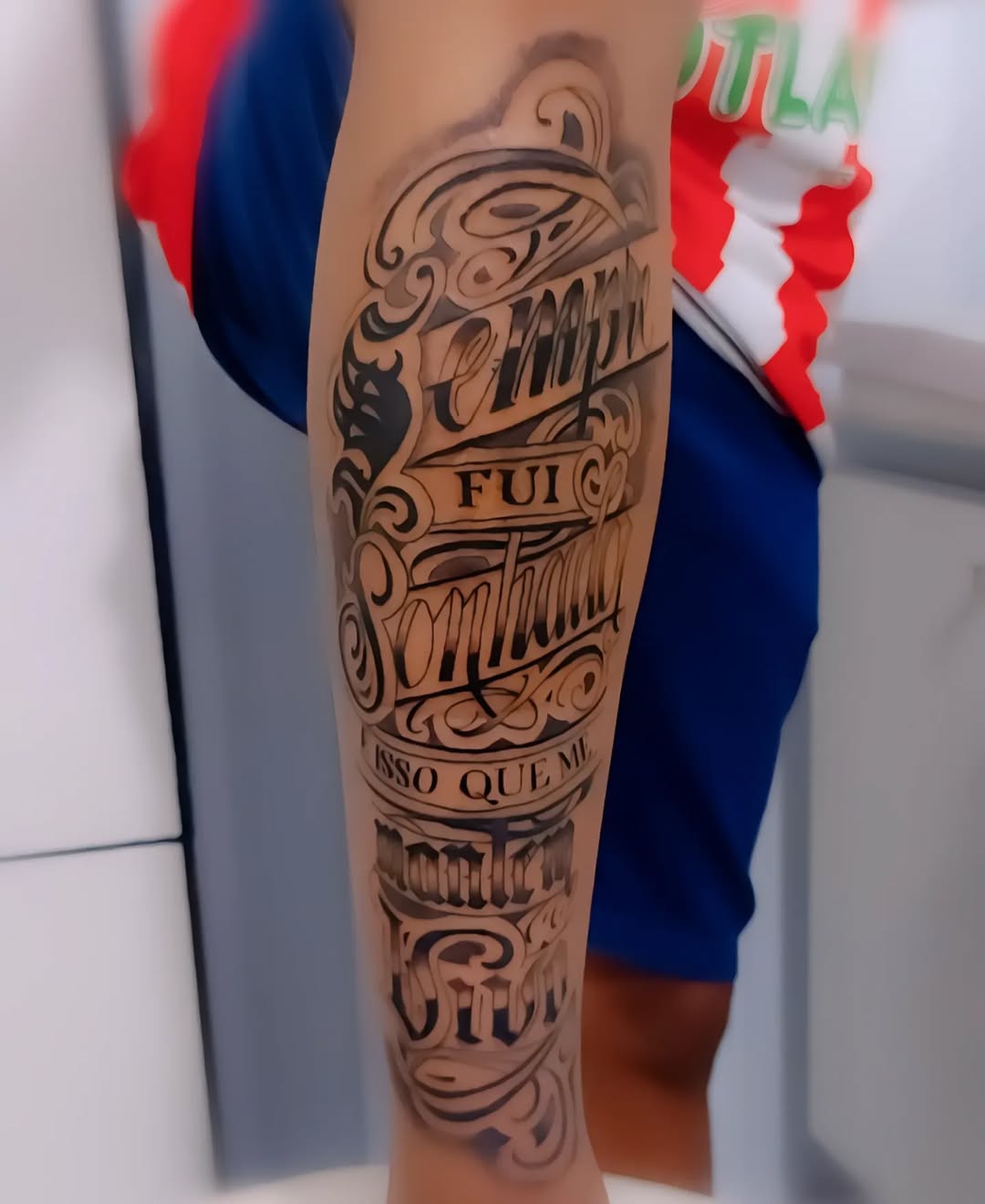 31 Tattoo Lettering Fonts: Powerful Script, Gothic and Chicano Lettering Ideas