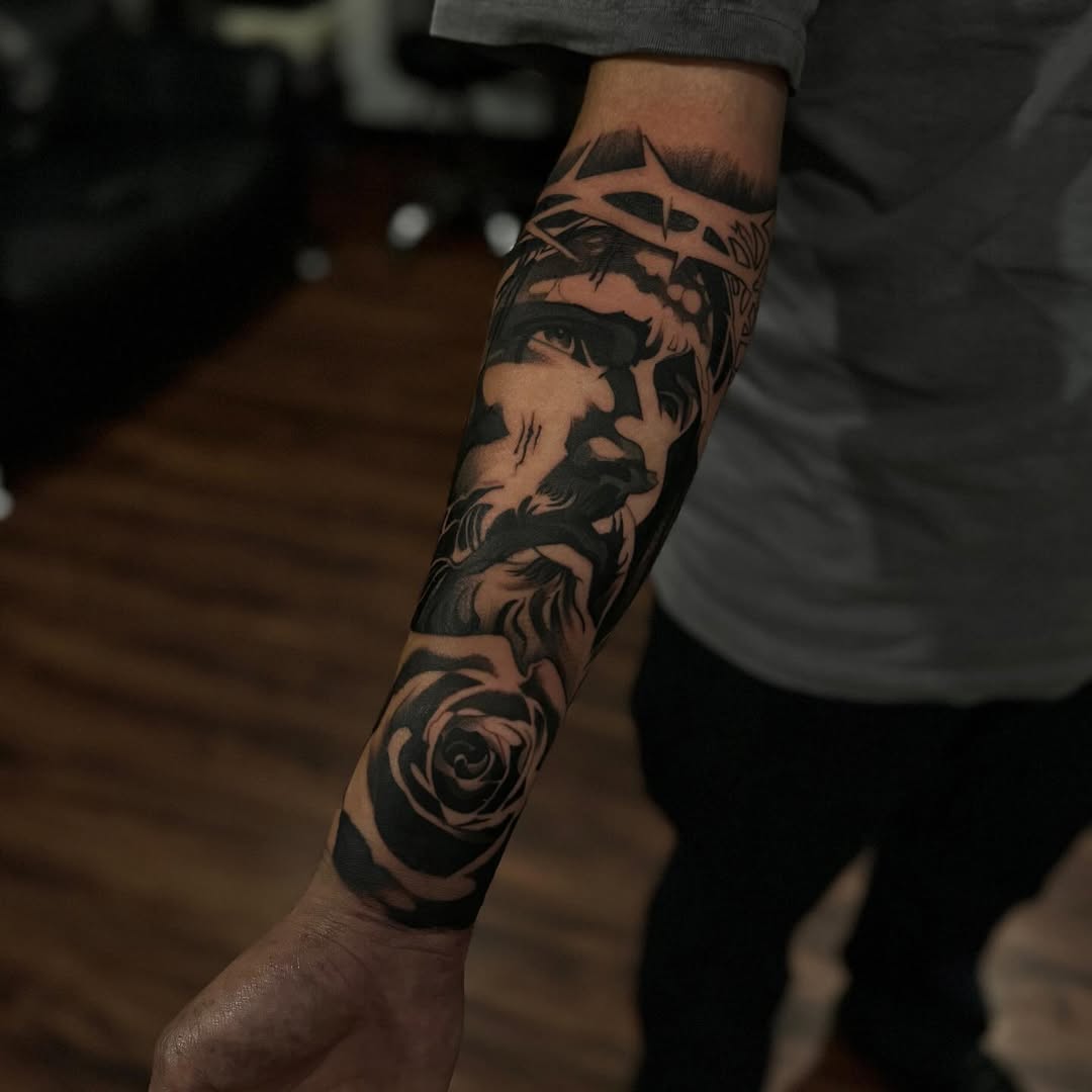 28 Inner Forearm Tattoo Ideas: Realism, Celtic Knots, Angels, Wolves & Clean Blackwork