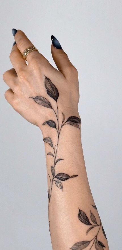 30 Leaf Tattoo Ideas 2026: Modern Botanical Ink That Actually Feels Personal
