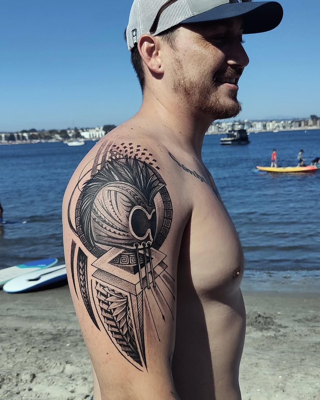 28 Hawaiian Tattoo Ideas for Men & Women: From Tiny Waves to Traditional Patterns