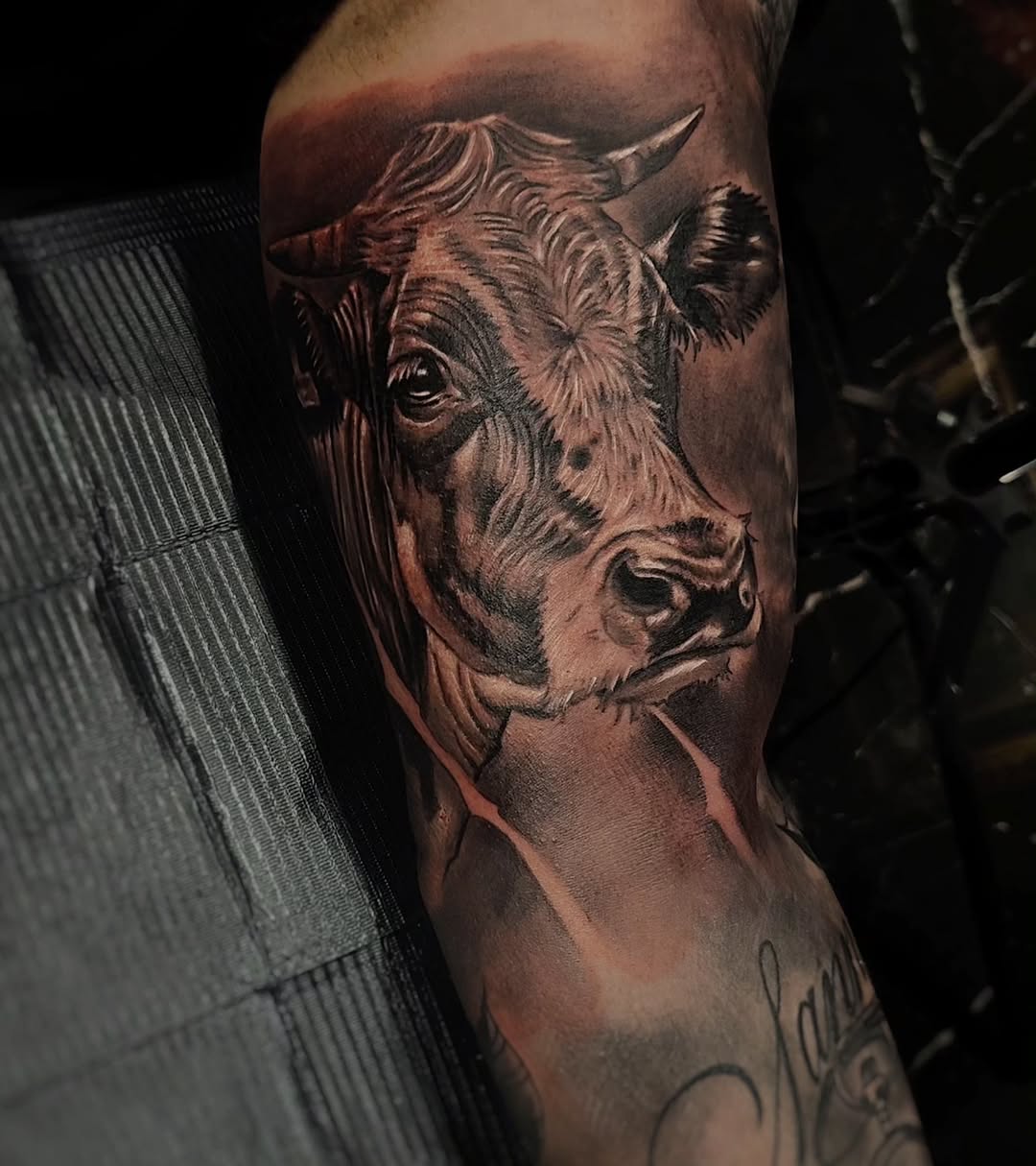 26 Cow Tattoo Ideas for Women: Cute, Minimalist, and Colorful Designs for Every Style