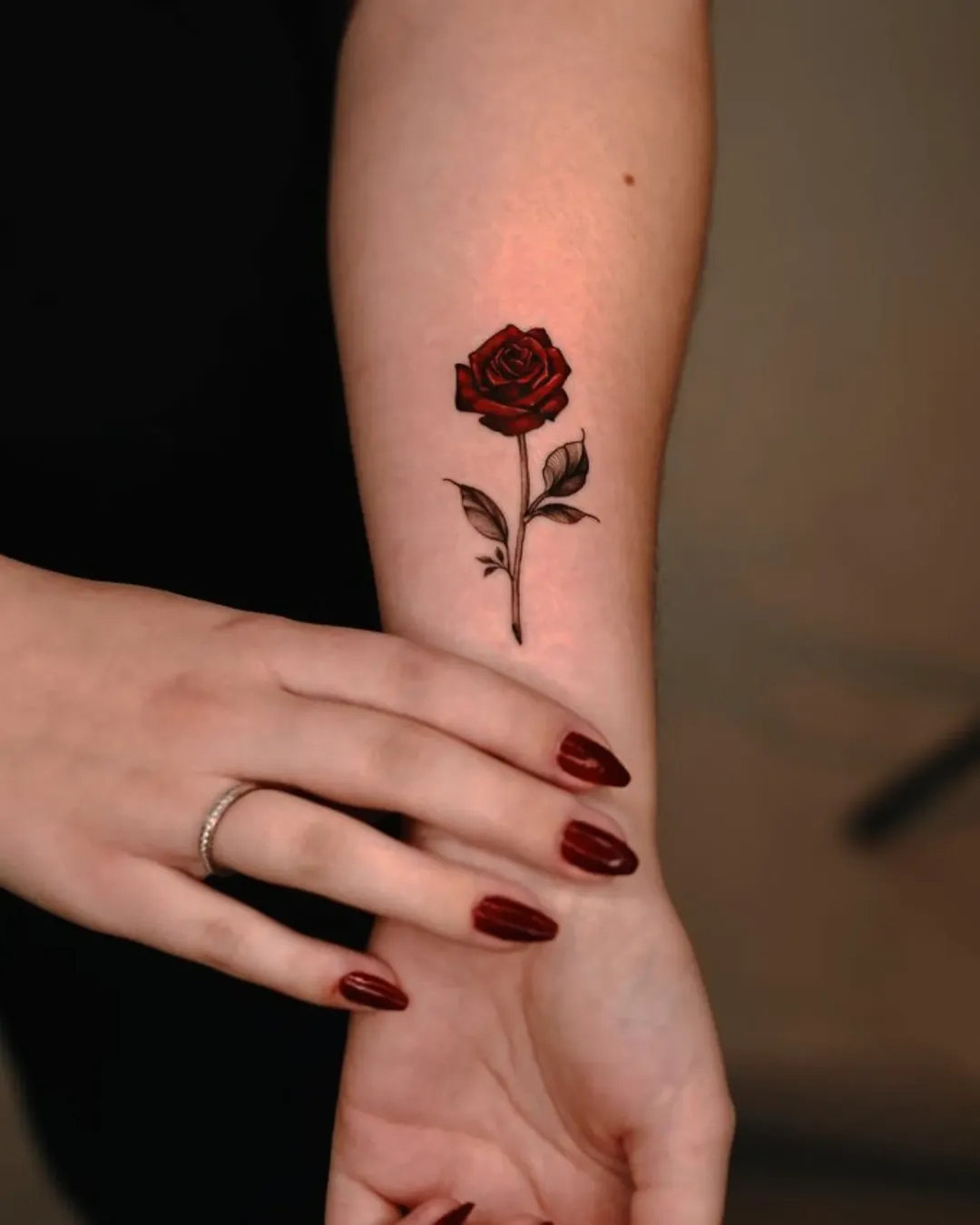 30 Rose Tattoos: From Simple Outlines to Bold Realism for Every Style