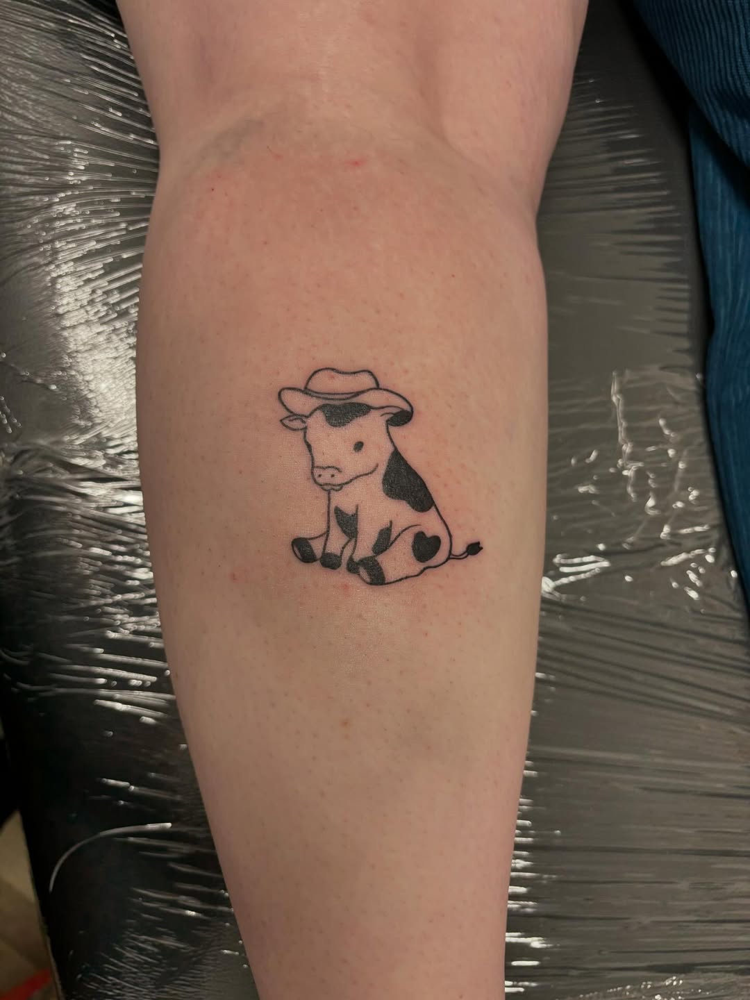 31 Calf Tattoo Ideas: From Cottagecore to Punk Cowgirl